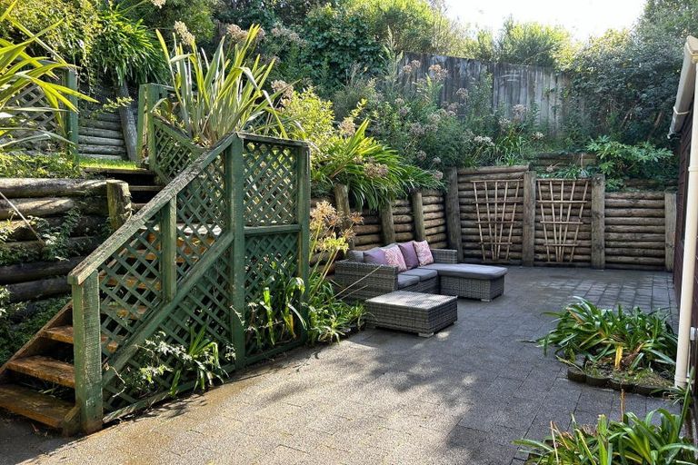 Photo of property in 14 Shackle Lane, Whitby, Porirua, 5024