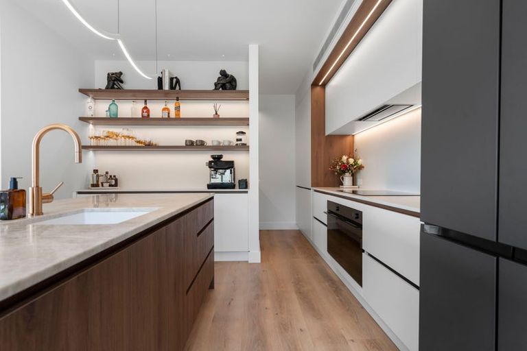 Photo of property in 11 Sparrowhawk Way, Kinloch, Taupo, 3377