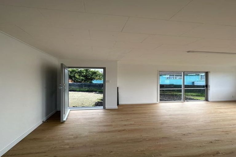Photo of property in 4 Serrano Place, Clover Park, Auckland, 2023
