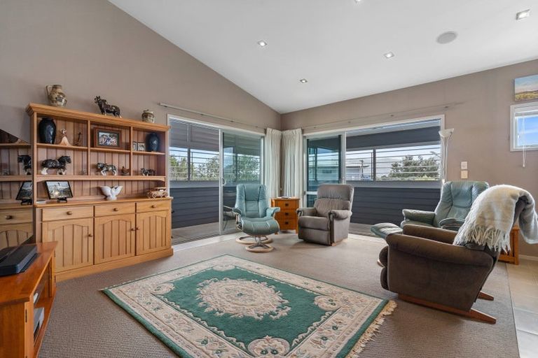 Photo of property in 101a Rutherford Road, Whangamata, 3620