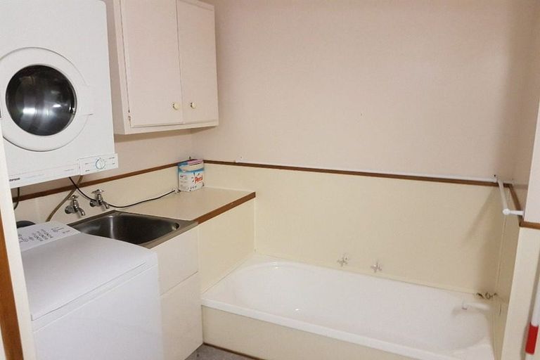 Photo of property in 25 Central Terrace, Kelburn, Wellington, 6012