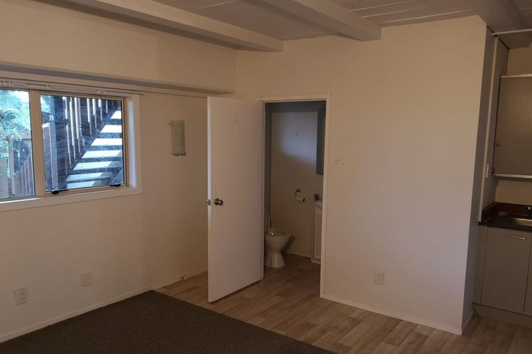 Photo of property in 14a Captain Scott Road, Glen Eden, Auckland, 0602