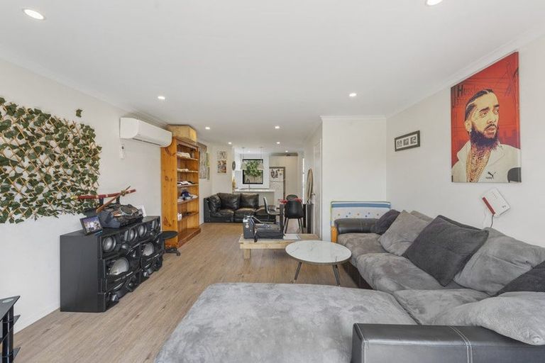 Photo of property in 15b Sealord Place, Manurewa, Auckland, 2102