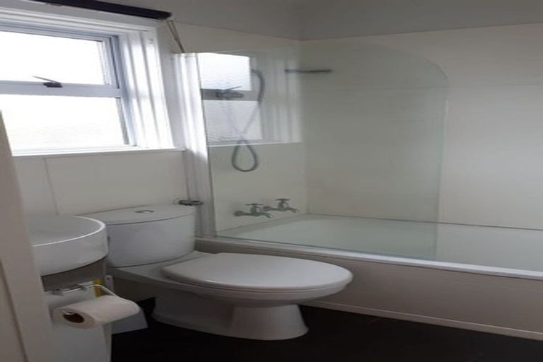 Photo of property in 3/1104 Heretaunga Street East, Parkvale, Hastings, 4122