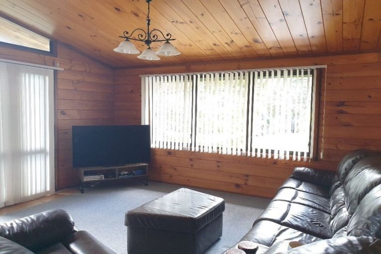 Photo of property in 20 Paulownia Place, Totara Heights, Auckland, 2105