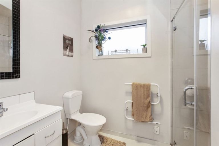 Photo of property in 2/31 Hopkins Street, Woolston, Christchurch, 8023