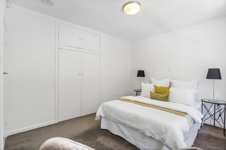 Photo of property in 1/236 Rangatira Road, Beach Haven, Auckland, 0626