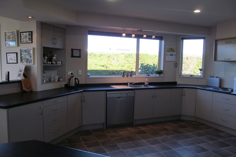 Photo of property in 98 Ventry Street, Alexandra, 9320