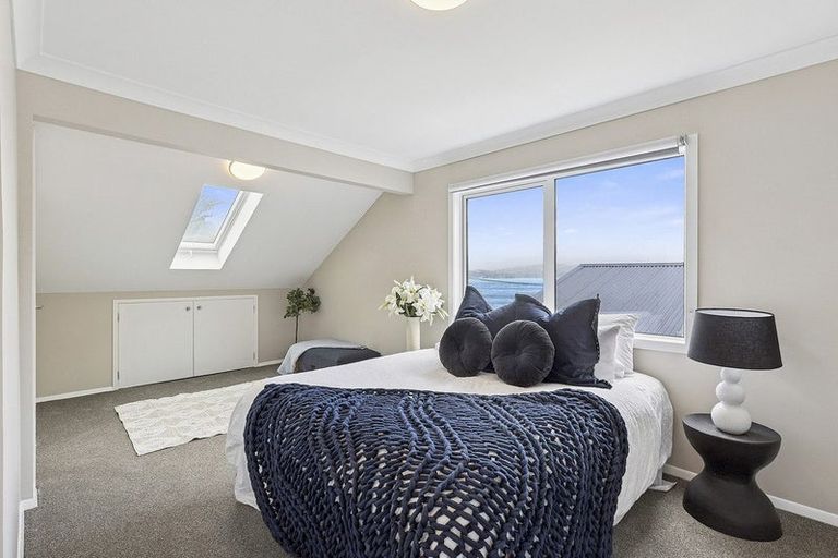 Photo of property in 156 Paremata Road, Paremata, Porirua, 5024