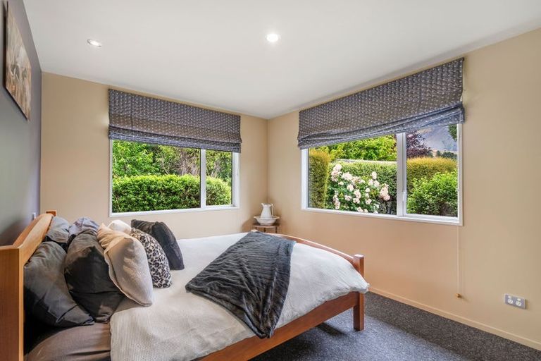 Photo of property in 1 Hart Place, Lake Coleridge, 7572