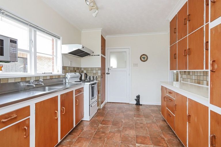 Photo of property in 10 Mill Road, Clive, 4102