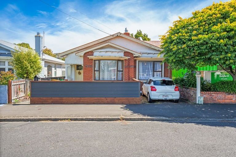 Photo of property in 3 Helena Street, Forbury, Dunedin, 9012