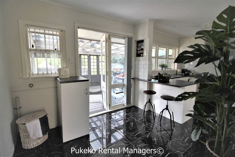 Photo of property in 45 Christmas Road, Manurewa, Auckland, 2102