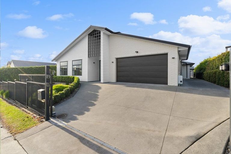 Photo of property in 78 Riverhead Point Drive, Riverhead, 0820