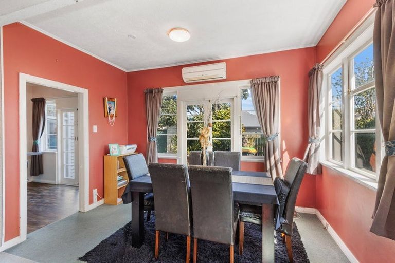 Photo of property in 35 Holland Street, Avonside, Christchurch, 8061