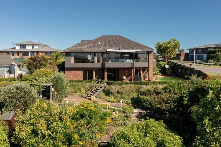 Photo of property in 17 Farnell Court, Omokoroa, 3114