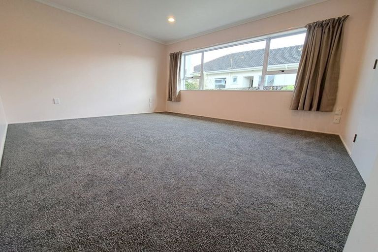 Photo of property in 148 Tukapa Street, Westown, New Plymouth, 4310