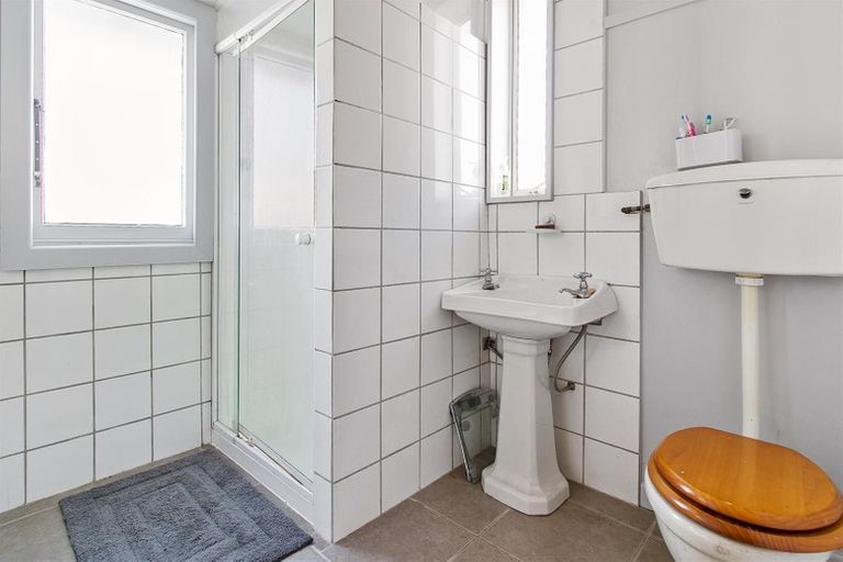 Photo of property in 21 George Street, Waimate, 7924