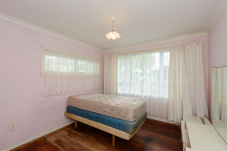Photo of property in 12 Birmingham Street, Takaro, Palmerston North, 4412