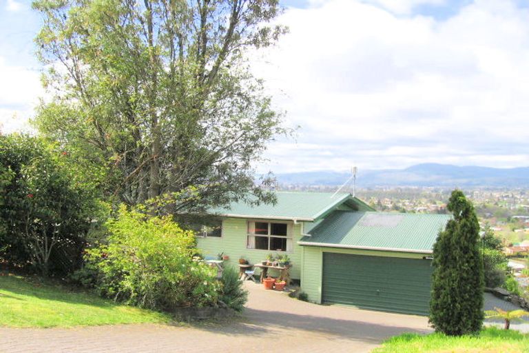 Photo of property in 29 Mountain Road, Western Heights, Rotorua, 3015