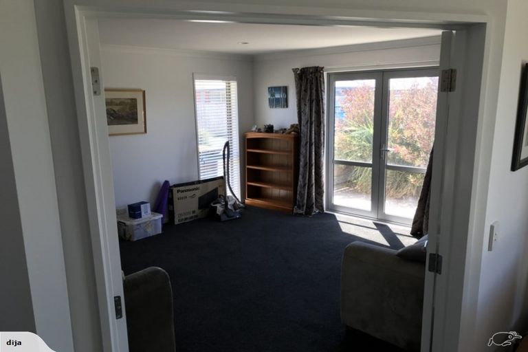 Photo of property in 4 Sequoia Way, Rangiora, 7400