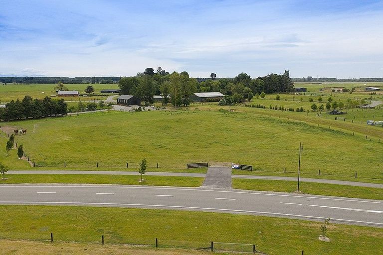 Photo of property in 61 Lake Hood Drive, Huntingdon, Ashburton, 7774