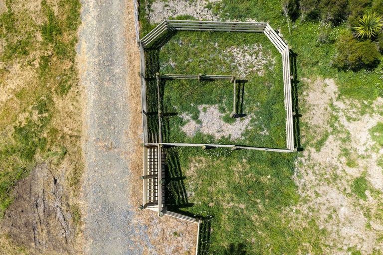 Photo of property in 149 Whaka Street, Maungaturoto, 0583