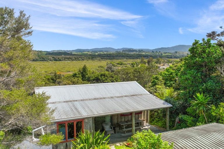 Photo of property in 6 Thelma Road, Mangawhai Heads, Mangawhai, 0505