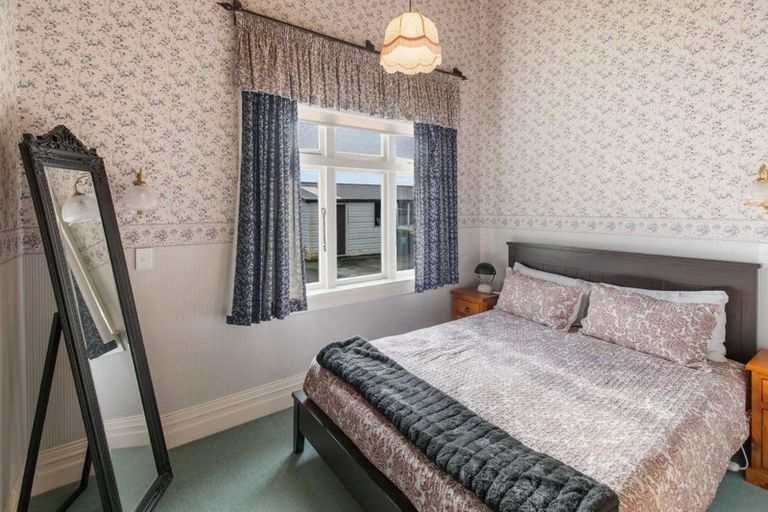 Photo of property in 30 Camberwell Road, Hawera, 4610