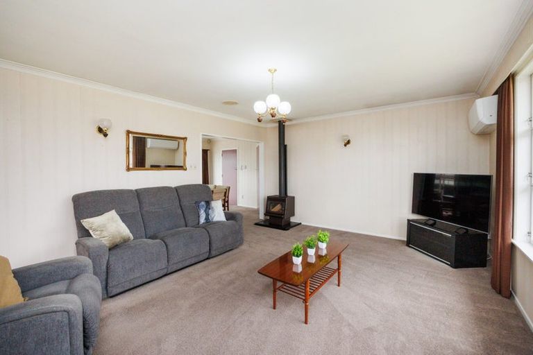 Photo of property in 10 Marsden Place, Awapuni, Palmerston North, 4412