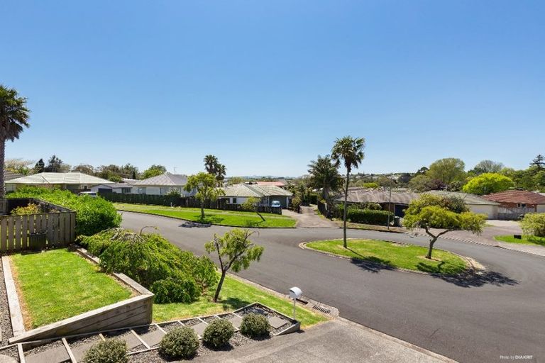 Photo of property in 7 Ranch Place, Pukekohe, 2120