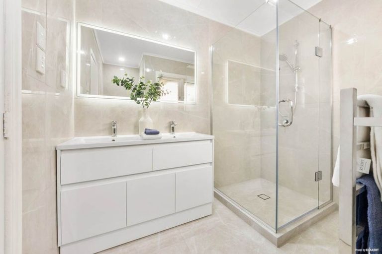 Photo of property in 123 Clevedon Road, Papakura, 2110