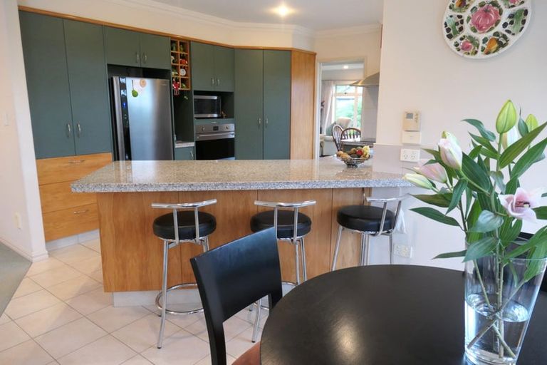 Photo of property in 43 Raukawa Drive, Bethlehem, Tauranga, 3110