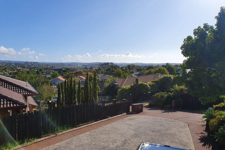 Photo of property in 7 Kerlin Crescent, West Harbour, Auckland, 0618