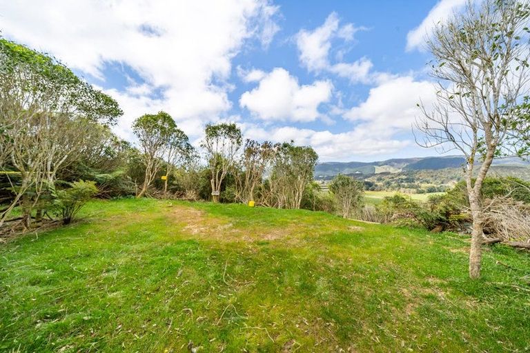 Photo of property in 7 Margaret Mahy Drive, Blue Mountains, Upper Hutt, 5371