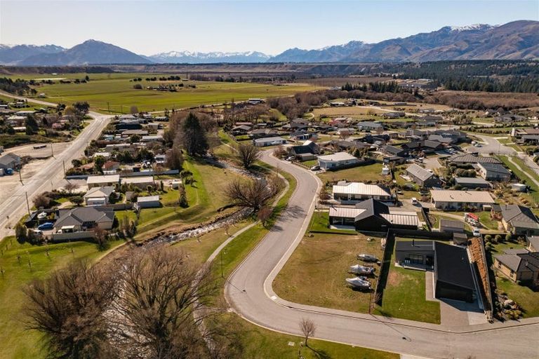 Photo of property in 13 Alice Burn Drive, Luggate, Wanaka, 9383