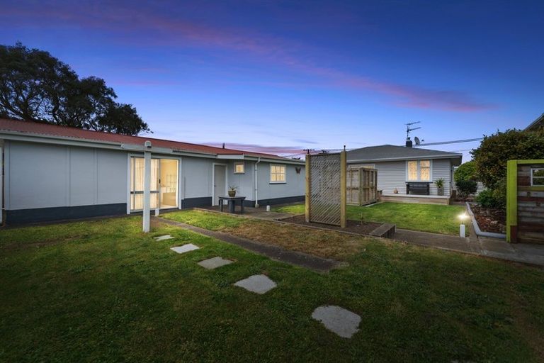 Photo of property in 26 Egmont Street, Hawera, 4610