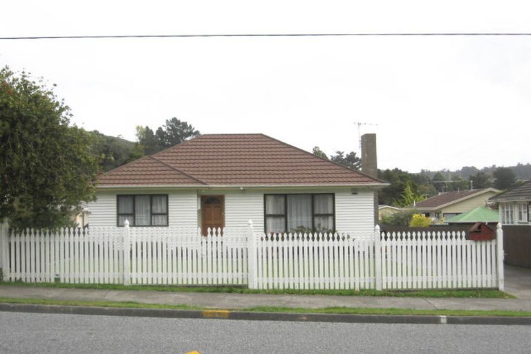 Photo of property in 70a Horoeka Street, Stokes Valley, Lower Hutt, 5019