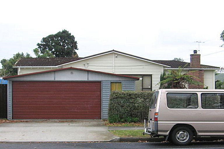 Photo of property in 5 Lupton Road, Manurewa, Auckland, 2102