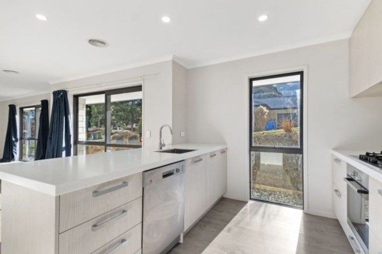 Photo of property in 23 Mcdonnell Road, Arrowtown, 9302