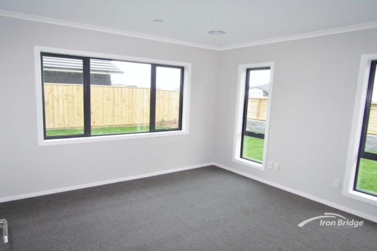 Photo of property in 118 John Burke Drive, Aotea, Porirua, 5024
