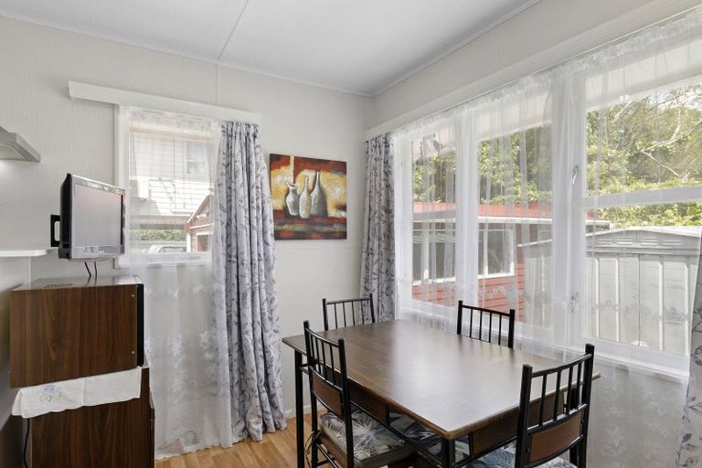 Photo of property in 13a Wai-iti Crescent, Woburn, Lower Hutt, 5010