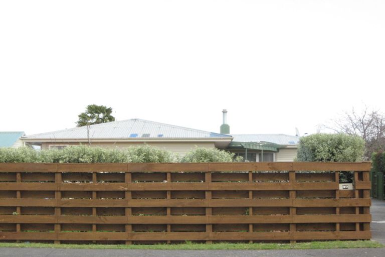 Photo of property in 32 Elliott Crescent, Havelock North, 4130