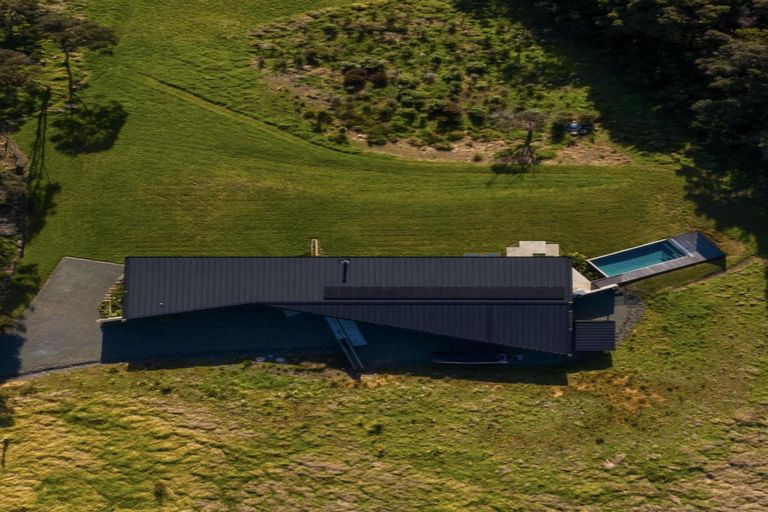 Photo of property in 22 Bishop Lane, Tawharanui Peninsula, Matakana, 0986