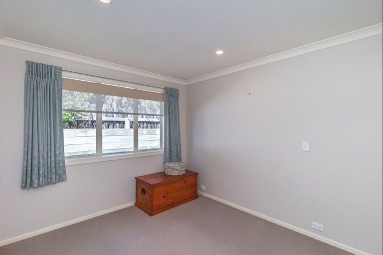 Photo of property in 180 Bath Street, Levin, 5510