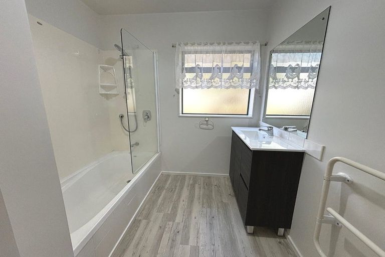 Photo of property in 9 Elan Place, Stanmore Bay, Whangaparaoa, 0932