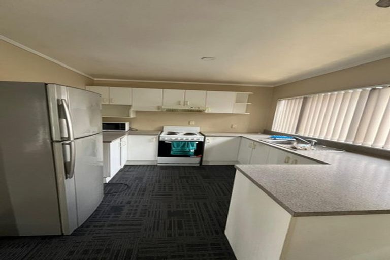 Photo of property in 243a Hill Road, The Gardens, Auckland, 2105