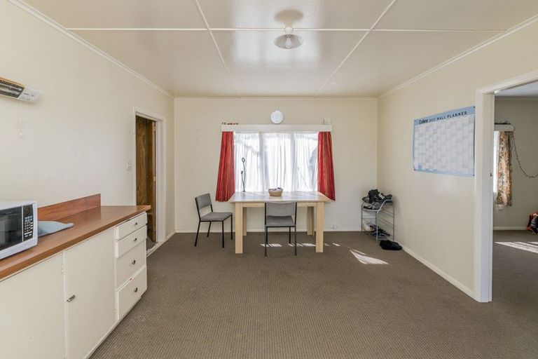 Photo of property in 211a Bath Street, Levin, 5510