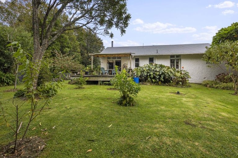 Photo of property in 2329 South Road, Okato, 4335