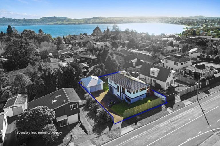 Photo of property in 33 Richmond Avenue, Richmond Heights, Taupo, 3330